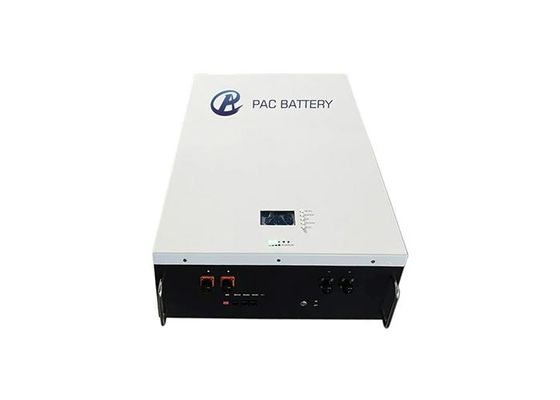 Batterie d'énergie verte LiFePO4 50Hz 48V 100Ah pour système de stockage d'énergie solaire domestique