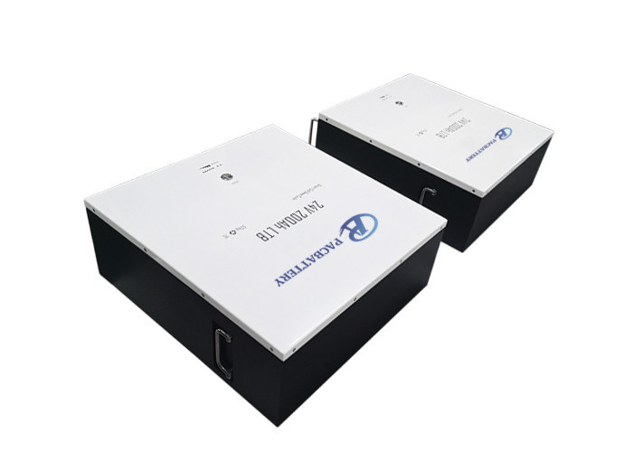 Batterie au lithium de stockage d'énergie LiFePO4 25,6 V 200 Ah 5 kWh à 8 kWh pour système solaire